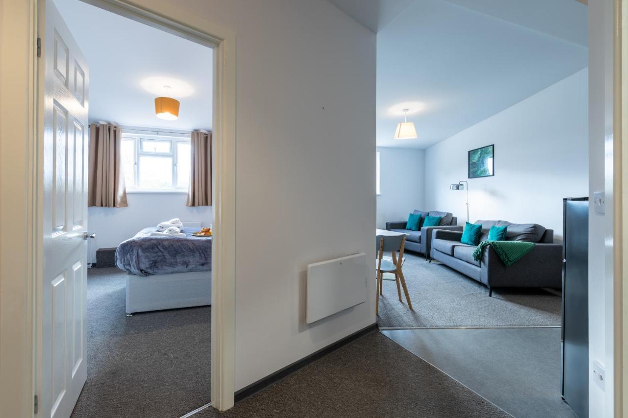 The Eldern - Spacious, Netflix, Free Parking, Close To A1 Peterborough Exterior photo
