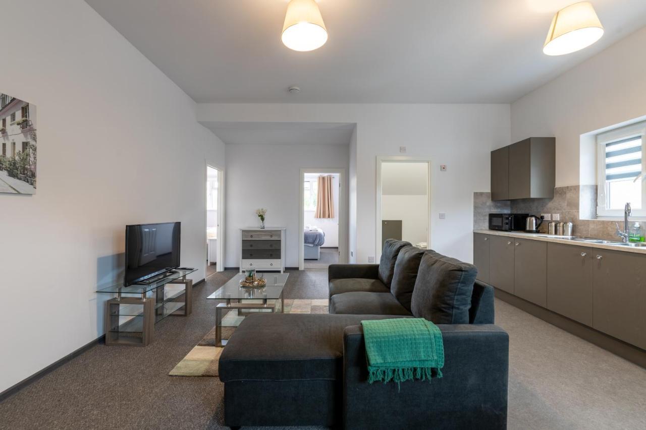 The Eldern - Spacious, Netflix, Free Parking, Close To A1 Peterborough Exterior photo